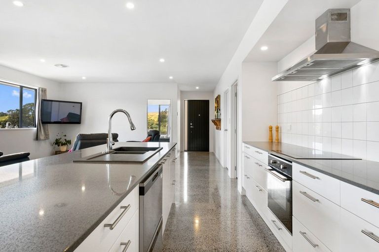 Photo of property in 79 Adler Drive, Ohauiti, Tauranga, 3112