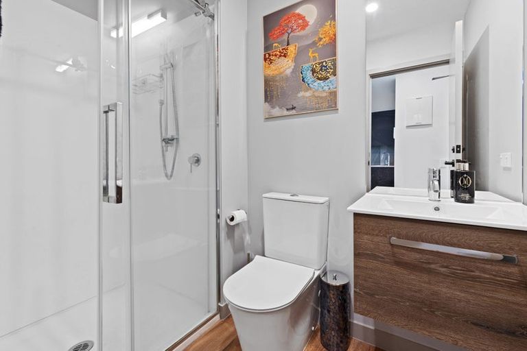 Photo of property in 403/2 Launch Road, Hobsonville, Auckland, 0616