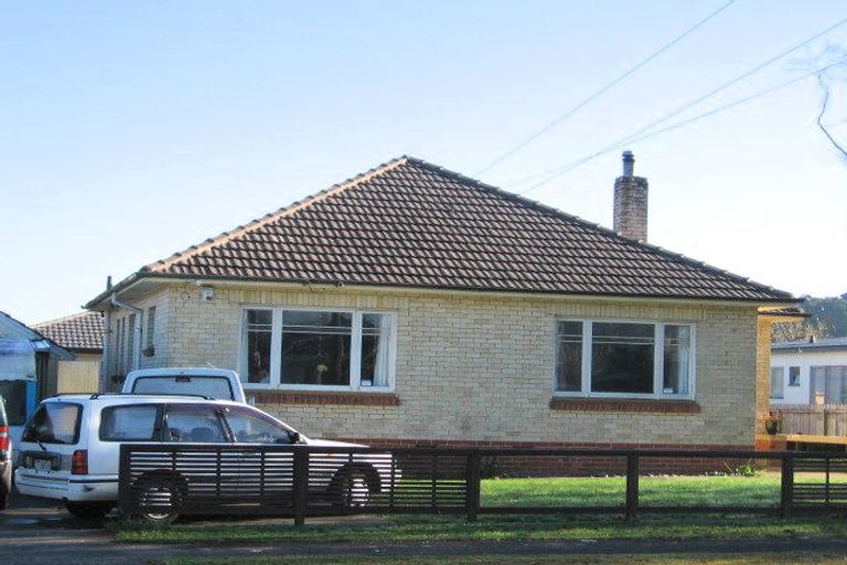Photo of property in 48 Clevedon Road, Papakura, 2110