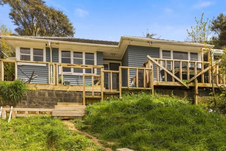 Photo of property in 274 George Street, Stokes Valley, Lower Hutt, 5019