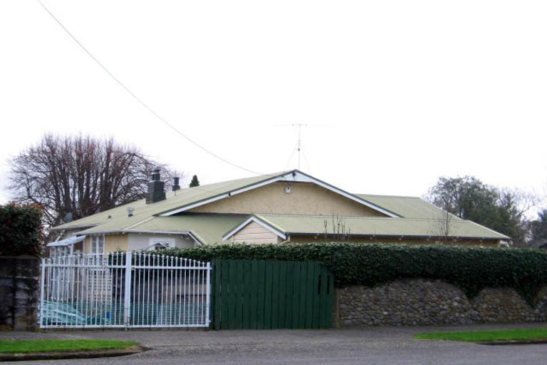 Photo of property in 2 Tararua Street, Masterton, 5810