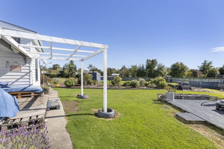 Photo of property in 10 Sandown Street, Waihola, Milton, 9073