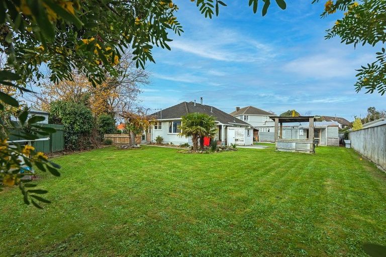 Photo of property in 4 Hinton Place, Roslyn, Palmerston North, 4414