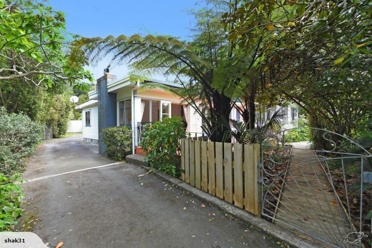 Photo of property in 2 Somme Road, Silverstream, Upper Hutt, 5019