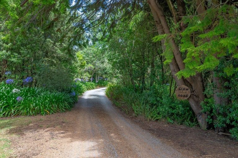 Photo of property in 69 Sims Road, Te Horo Beach, Otaki, 5581