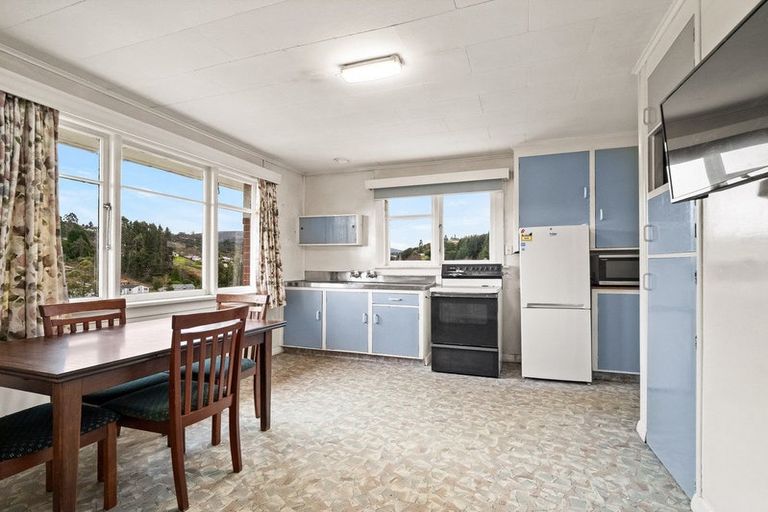 Photo of property in 63 Hocken Street, Kenmure, Dunedin, 9011
