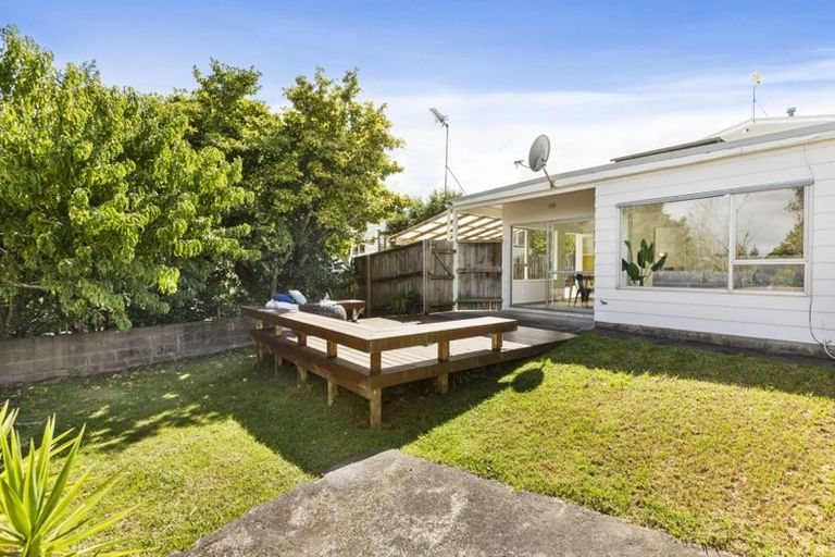 Photo of property in 202 Rangatira Road, Beach Haven, Auckland, 0626