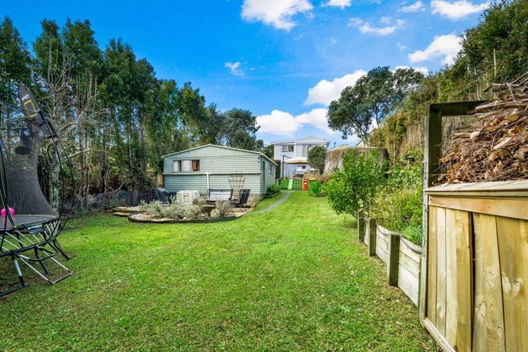 Photo of property in 45 Shakespear Road, Army Bay, Whangaparaoa, 0930