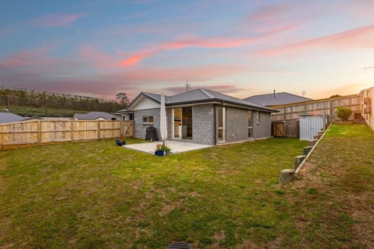Photo of property in 18 Sharman Place, Pyes Pa, Tauranga, 3112