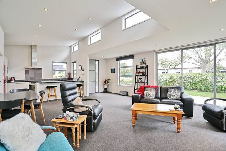 Photo of property in 67 Newcastle Street, Windsor, Invercargill, 9810
