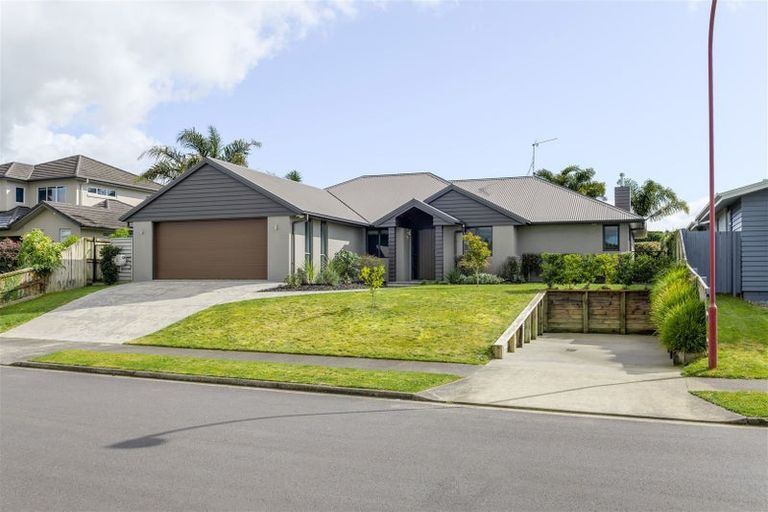 Photo of property in 5 Grenache Place, Rototuna, Hamilton, 3210