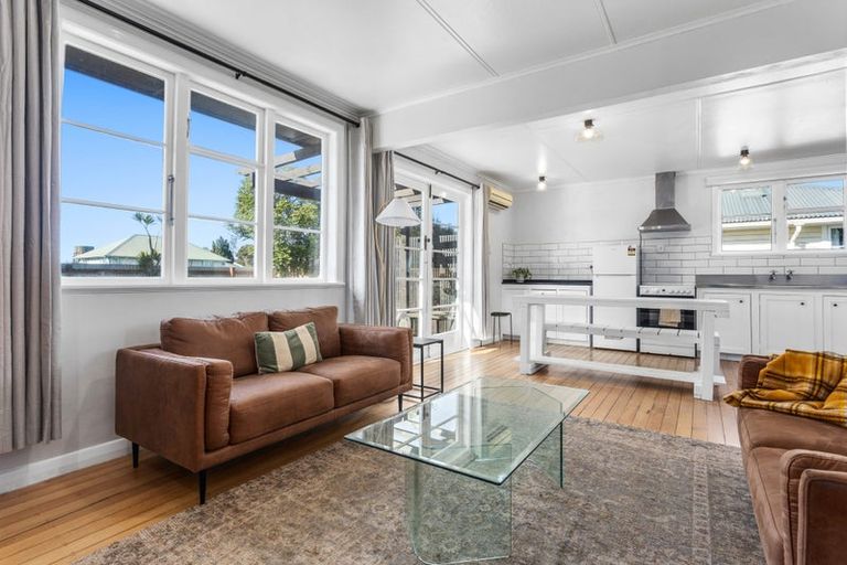 Photo of property in 15 Matai Street, Edgecumbe, 3120