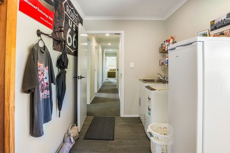 Photo of property in 19 Bragato Way, Te Kauwhata, 3710