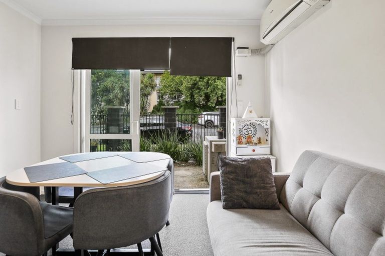 Photo of property in 10/113 Knighton Road, Hillcrest, Hamilton, 3216