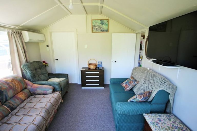 Photo of property in 5/4963 Waimate Highway, Glenavy, Waimate, 7980