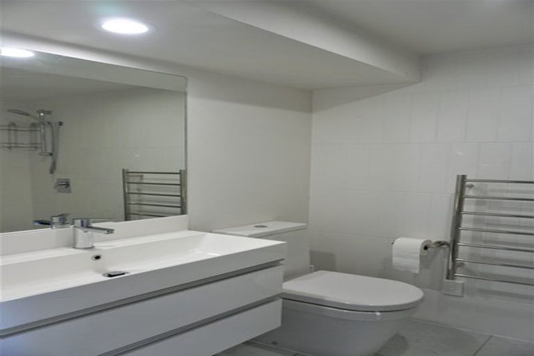Photo of property in 2/136 Salisbury Street, Christchurch Central, Christchurch, 8013