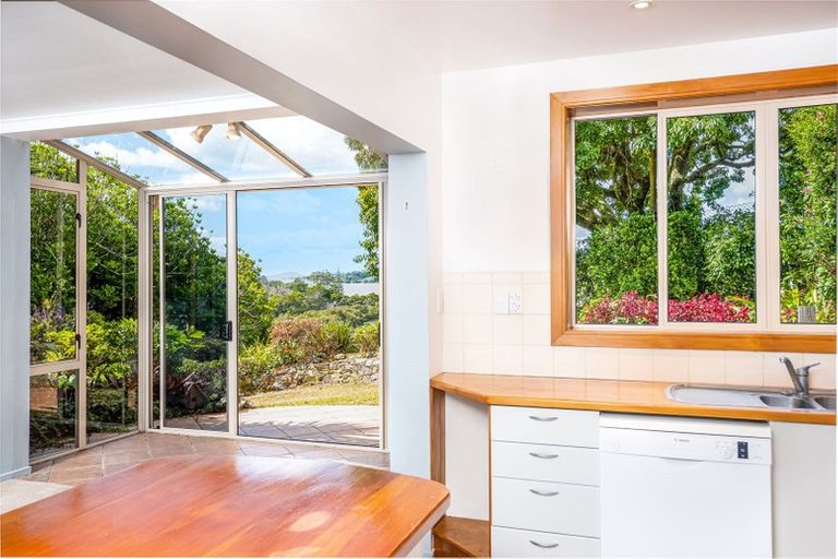 Photo of property in 72 Riverview Road, Kerikeri, 0230