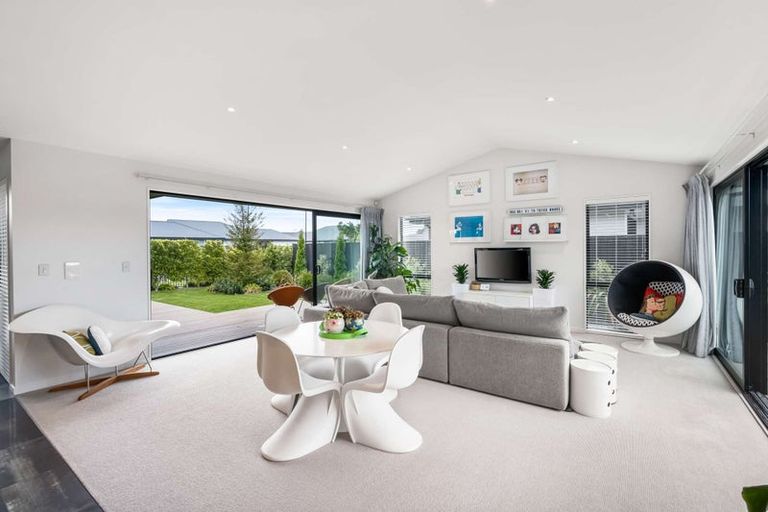 Photo of property in 19 Falcon Road, Rolleston, 7615