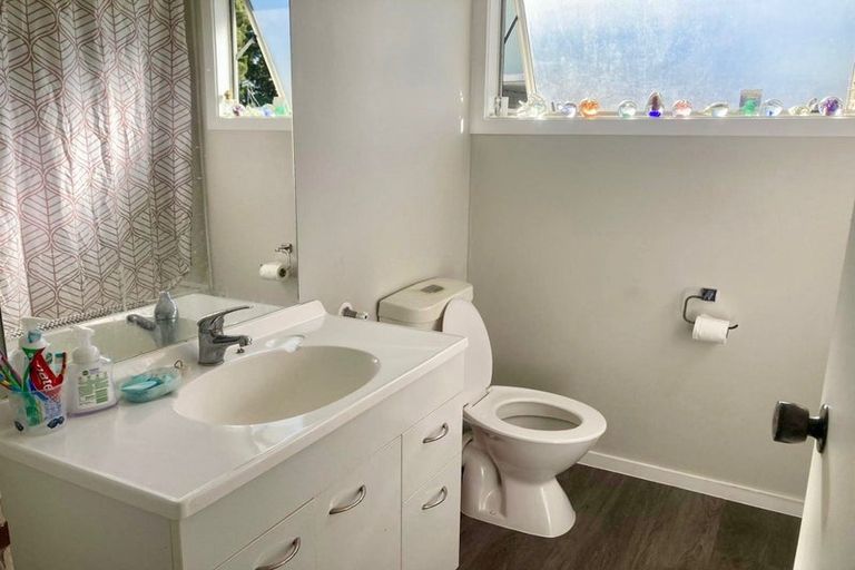 Photo of property in 2 Harold Lane, Dinsdale, Hamilton, 3204