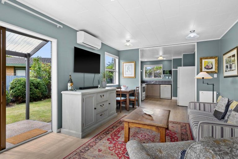 Photo of property in 4/500 Lyndon Road East, Hastings, 4122