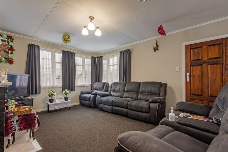 Photo of property in 21 Carlisle Street, Milson, Palmerston North, 4414