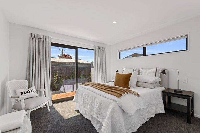 Photo of property in 24a Vagues Road, Northcote, Christchurch, 8052