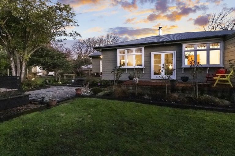 Photo of property in 11 Aynsley Terrace, Hillsborough, Christchurch, 8022