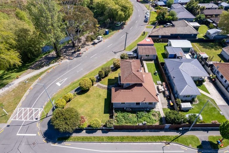 Photo of property in 902 Avonside Drive, Avondale, Christchurch, 8061