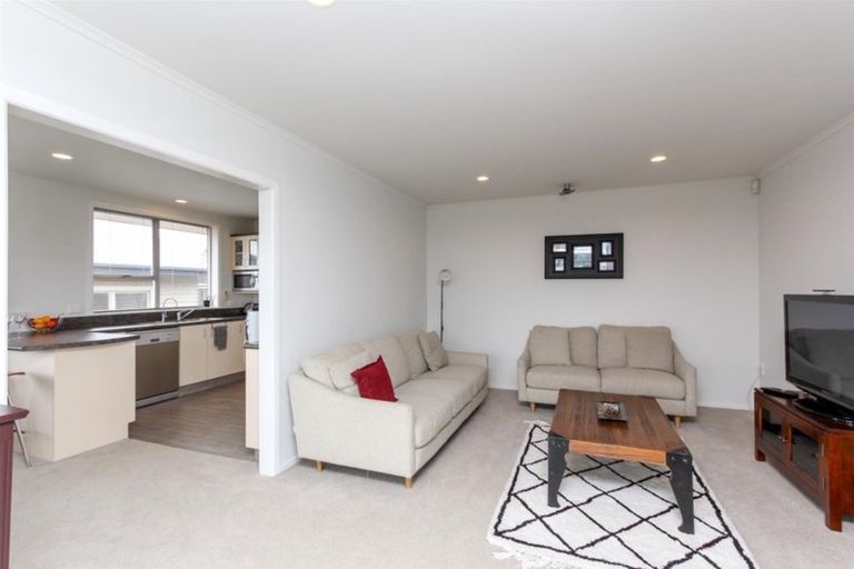 Photo of property in 25 Rimu Street, Inglewood, 4330