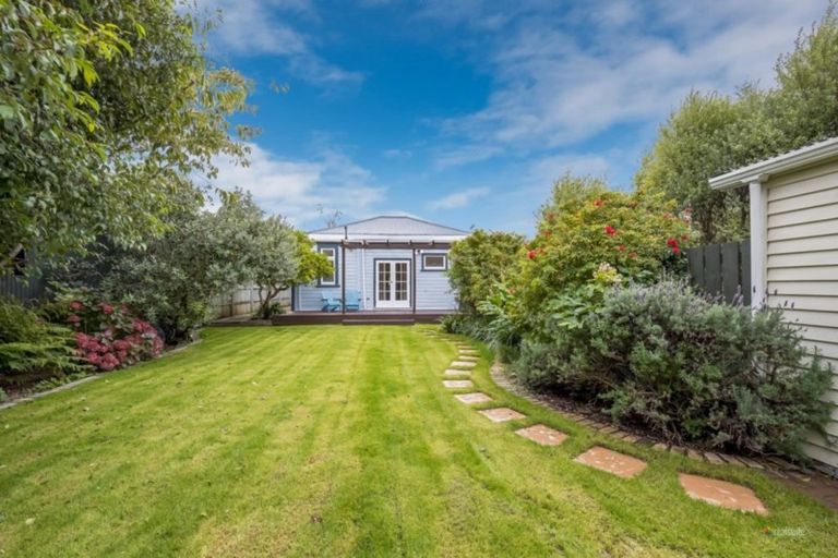 Photo of property in 156 Kings Crescent, Hutt Central, Lower Hutt, 5010