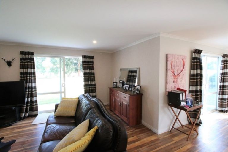 Photo of property in 2a Centre Street, Waimate, 7978