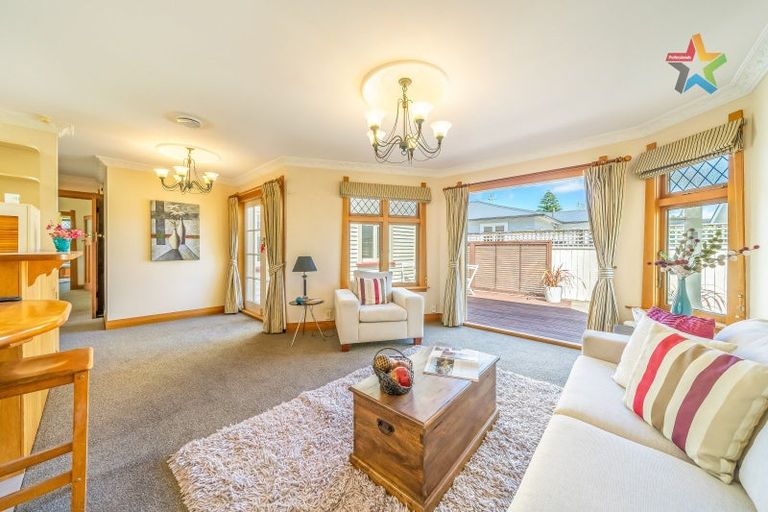 Photo of property in 19 Burnside Street, Waterloo, Lower Hutt, 5011