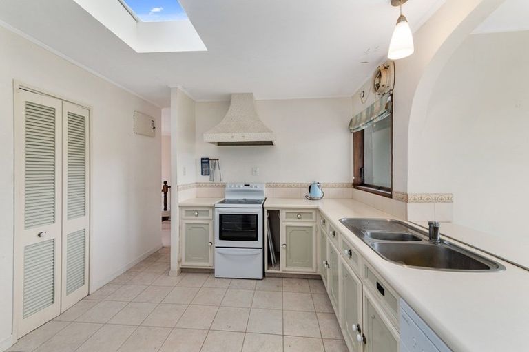 Photo of property in 16 Gwendoline Street, Glenholme, Rotorua, 3010