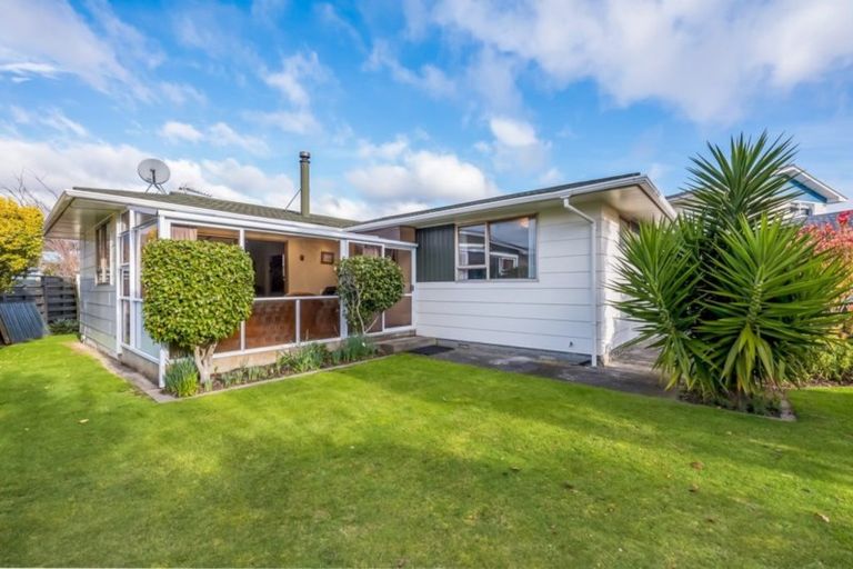 Photo of property in 70 California Drive, Totara Park, Upper Hutt, 5018