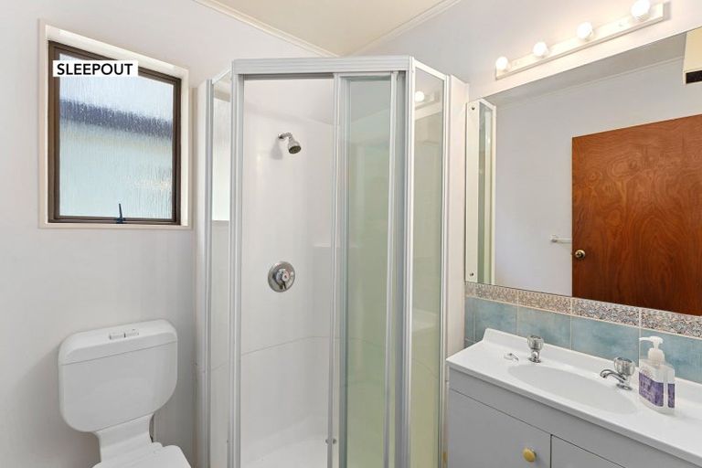 Photo of property in 962 State Highway 1 South, Manakau, Levin, 5573