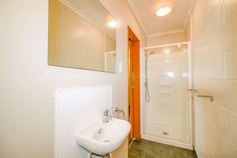 Photo of property in 24 Burtts Road, Durie Hill, Whanganui, 4500