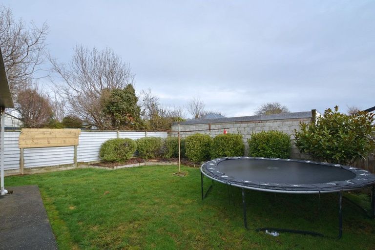 Photo of property in 37 Herriot Street, Richmond, Invercargill, 9810