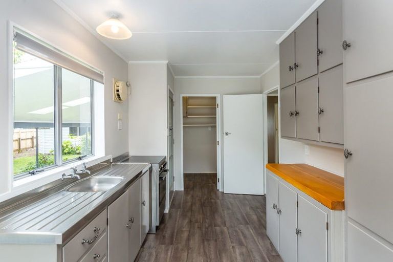 Photo of property in 170 High Street South, Carterton, 5713