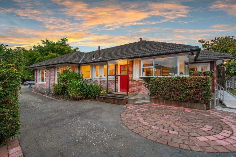 Photo of property in 14 Montana Avenue, Ilam, Christchurch, 8041