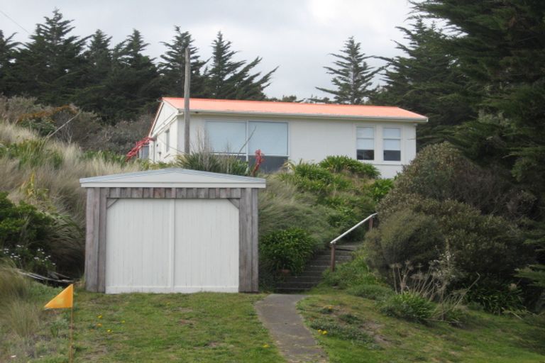 Photo of property in 174 Kahukura Avenue, Waitarere Beach, Levin, 5510