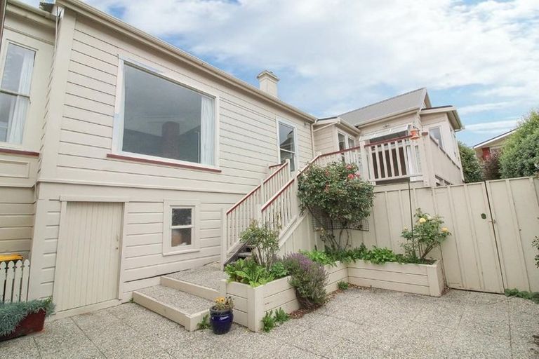 Photo of property in 35 Crosby Street, Mornington, Dunedin, 9011