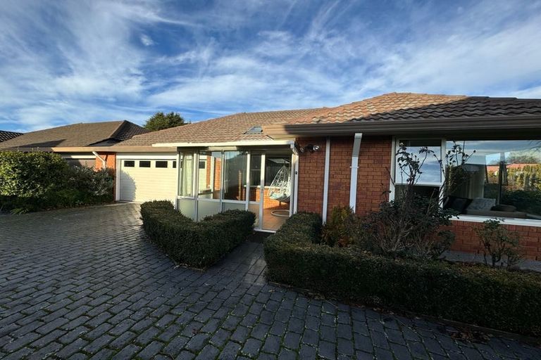 Photo of property in 1/3 Cottesmore Close, Burnside, Christchurch, 8053