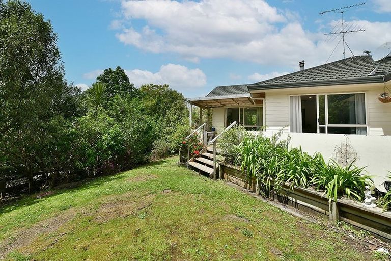 Photo of property in 19 Greta Place, Stanmore Bay, Whangaparaoa, 0932