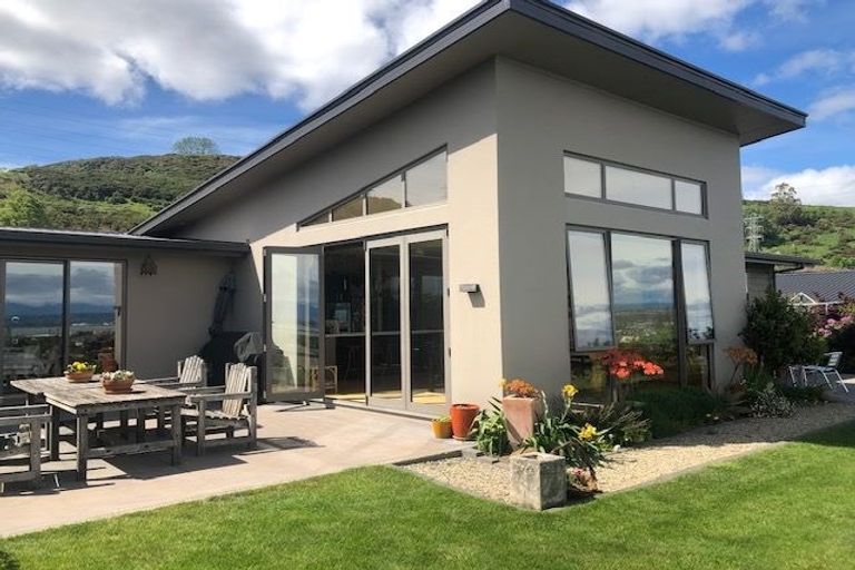 Photo of property in 51 Somerset Terrace, Stoke, Nelson, 7011