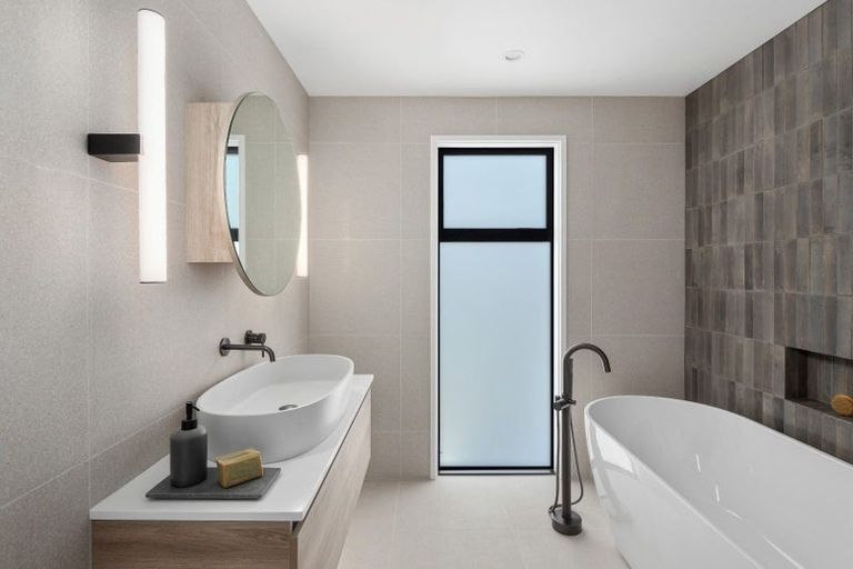 Photo of property in 18 Montiicola Drive, Papamoa Beach, Papamoa, 3118