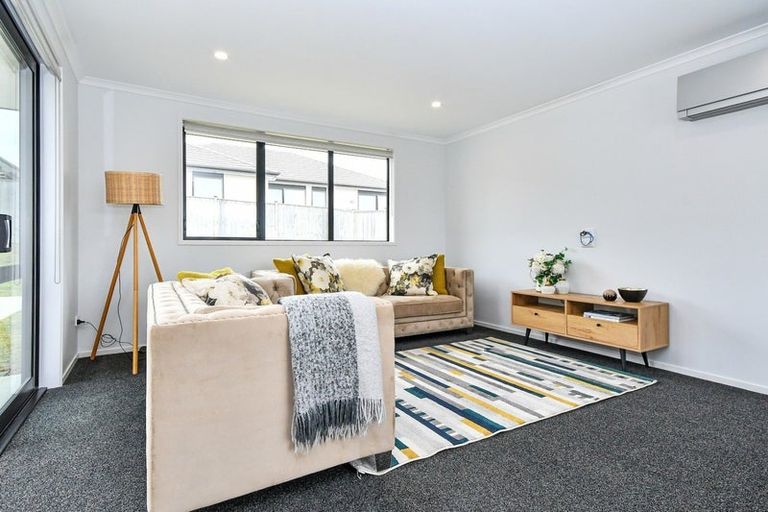 Photo of property in 25 Lippiatt Crescent, Pokeno, 2402