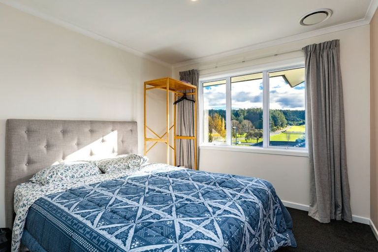 Photo of property in 4 Pukeko Place, Picton, 7220