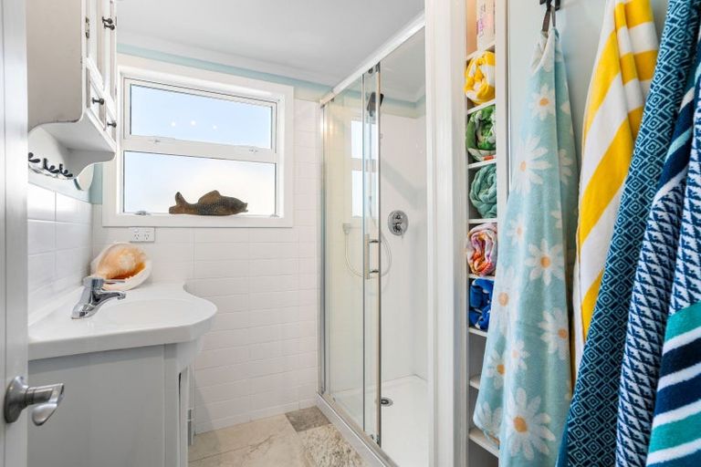 Photo of property in 118a Otahu Road, Whangamata, 3620