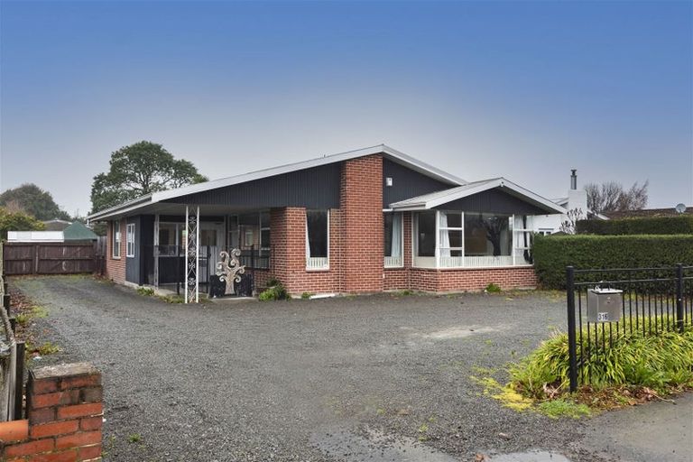 Photo of property in 316 Main North Road, Redwood, Christchurch, 8051