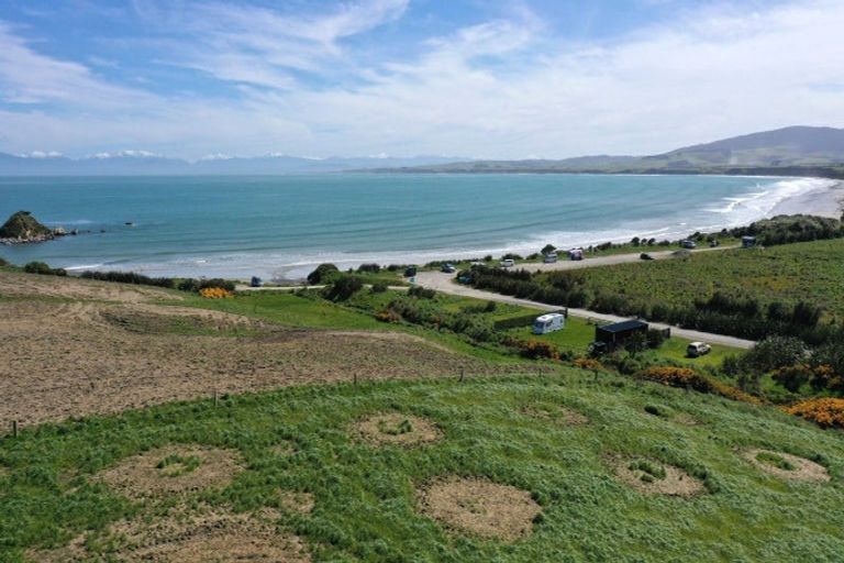 Photo of property in 23 Monkey Island Road, Orepuki, Riverton, 9881